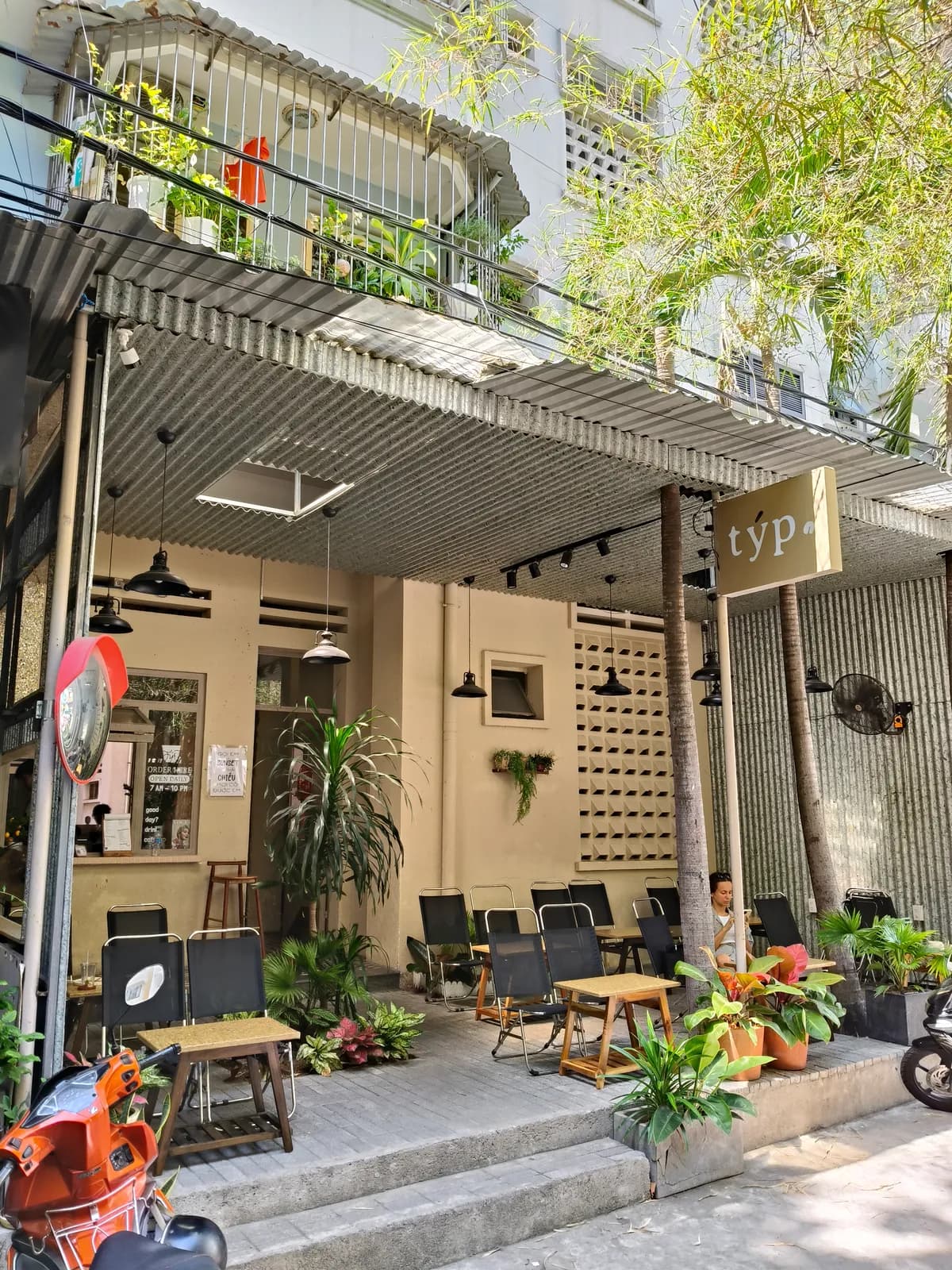 týp coffee & bakery