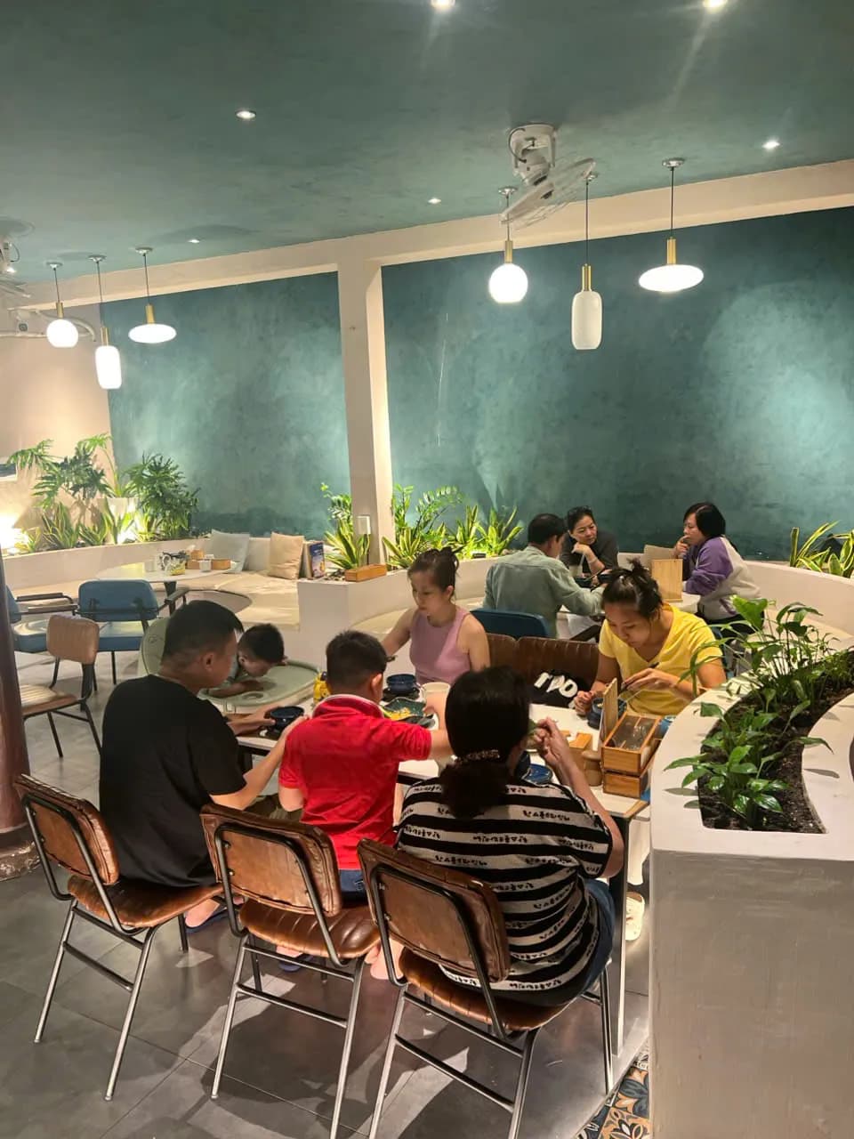 SHAKTI VEGGIES BISTRO ( Chay )
