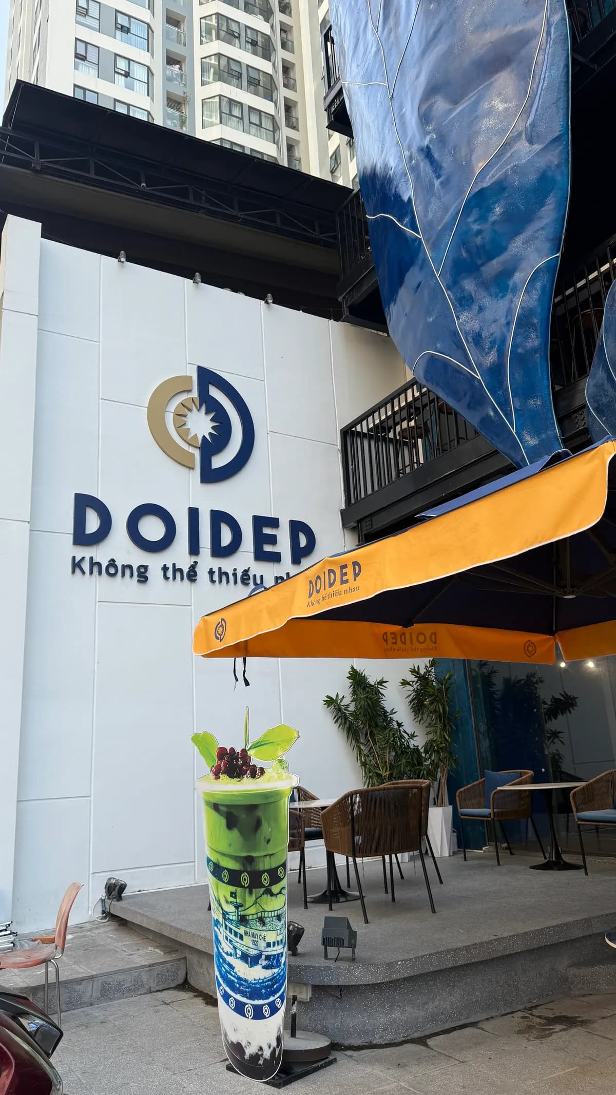 Đôi Dép Tea Connect | Nguyễn Thiện Thuật, Nha Trang