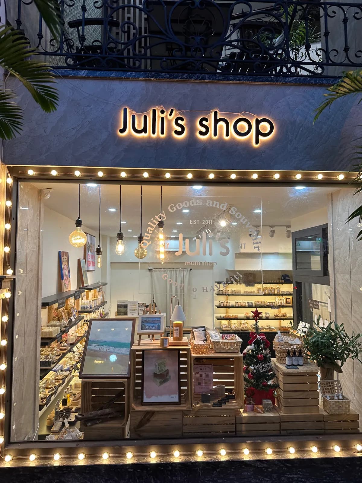 루이앤줄리 줄리스 Juli's